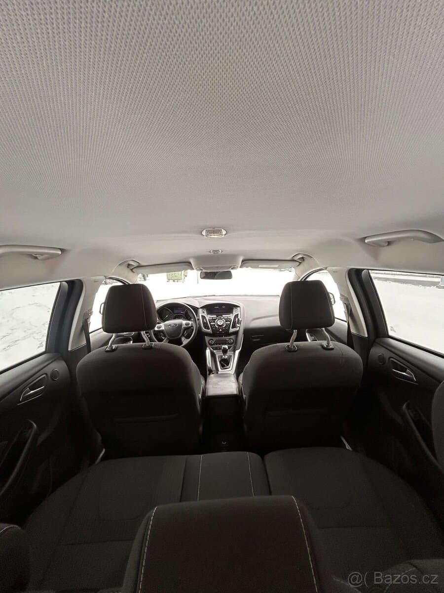 2011 Ford FOCUS - 5