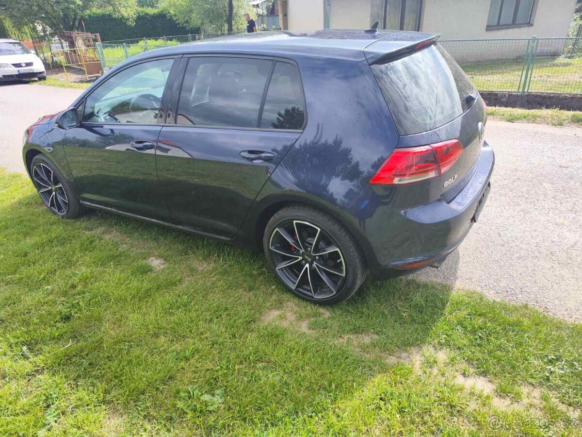2013 Volkswagen GOLF - 5