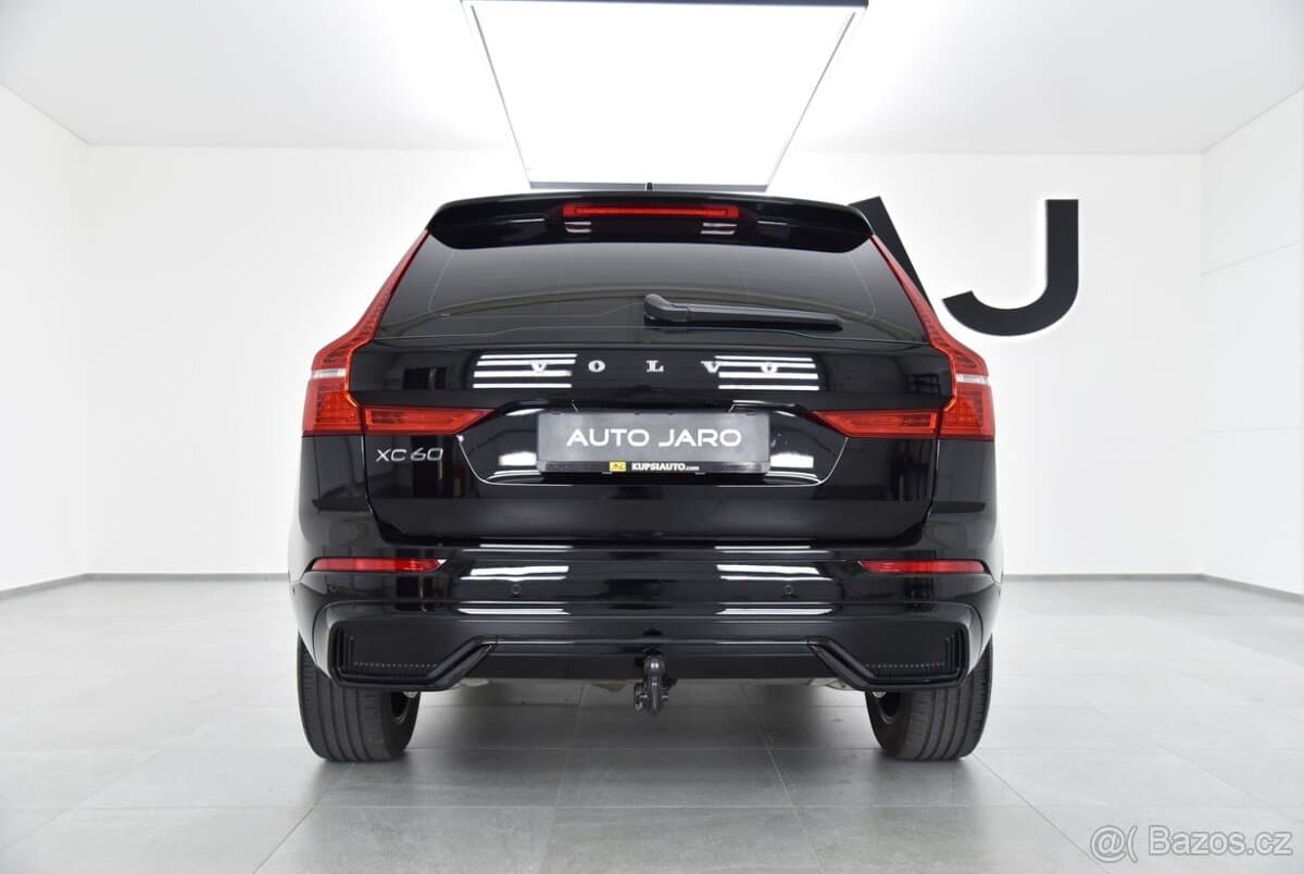 2022 Volvo XC60 - 5