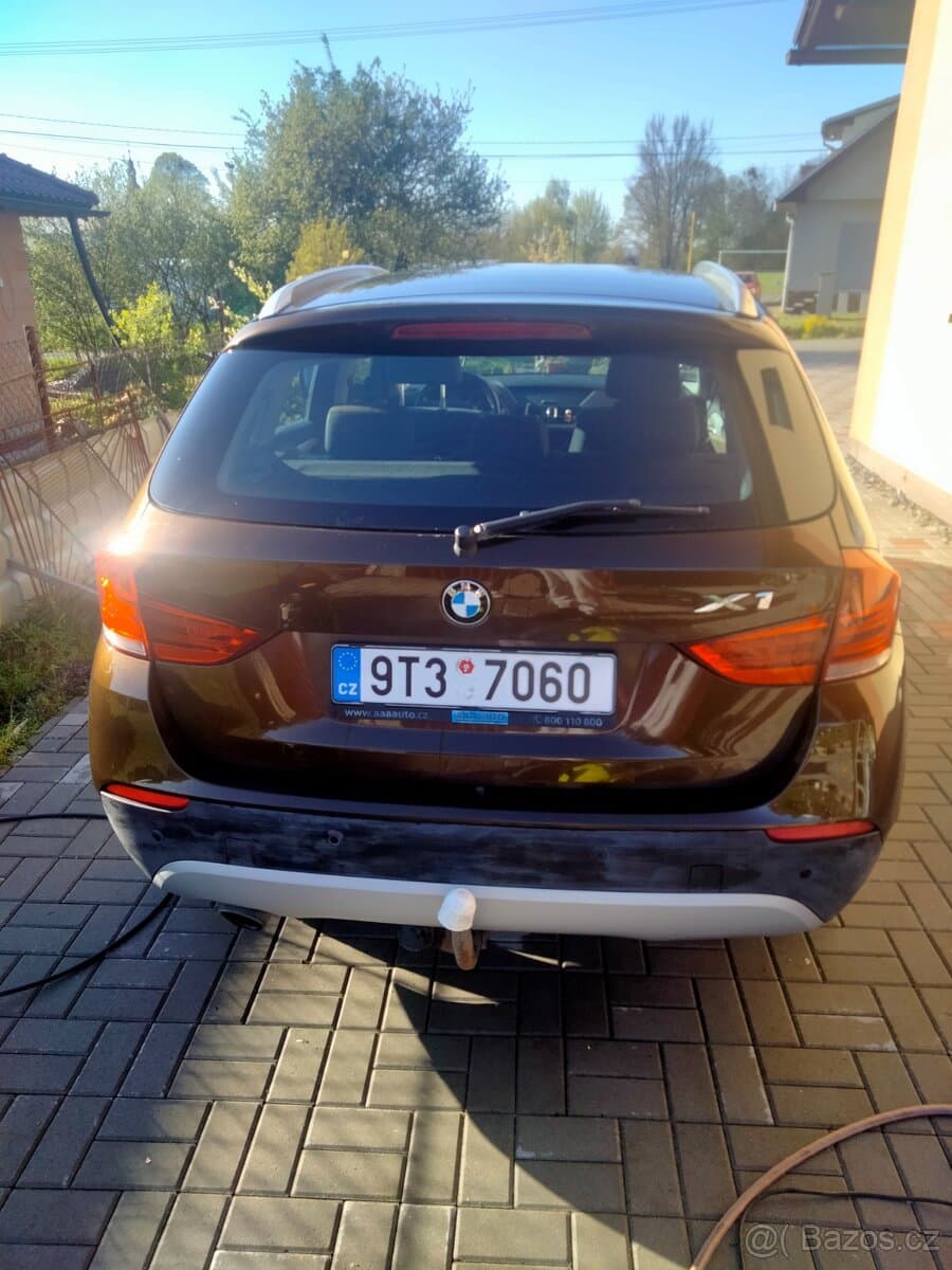 2010 BMW X1 - 5