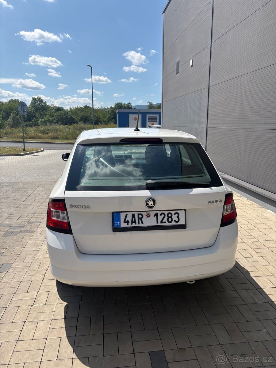 2015 Škoda FABIA - 5