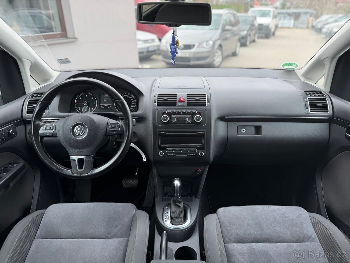 2011 Volkswagen TOURAN - 5