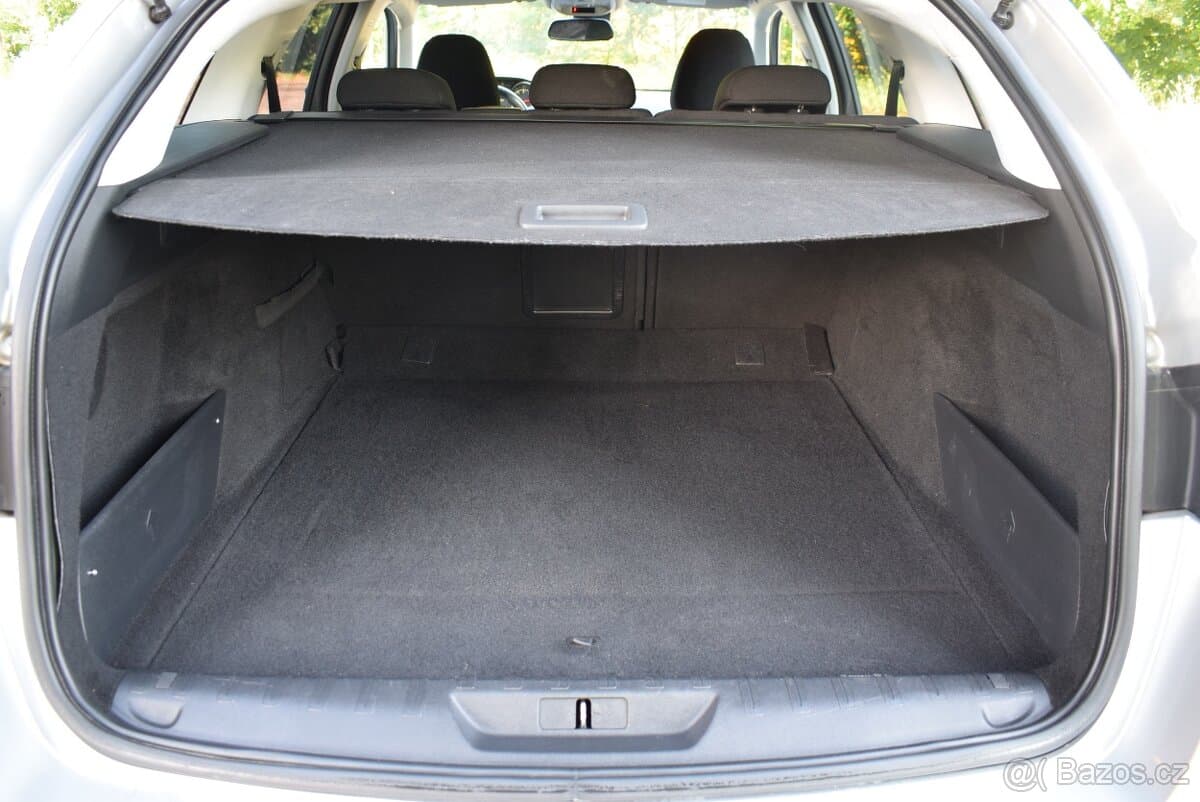 2015 Peugeot 308 - 5