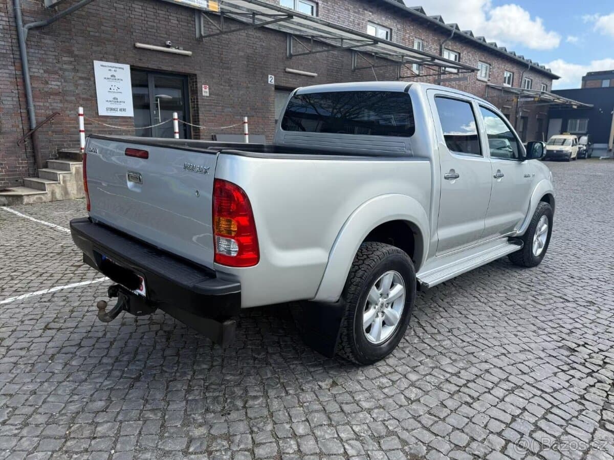 2009 Toyota HILUX - 5