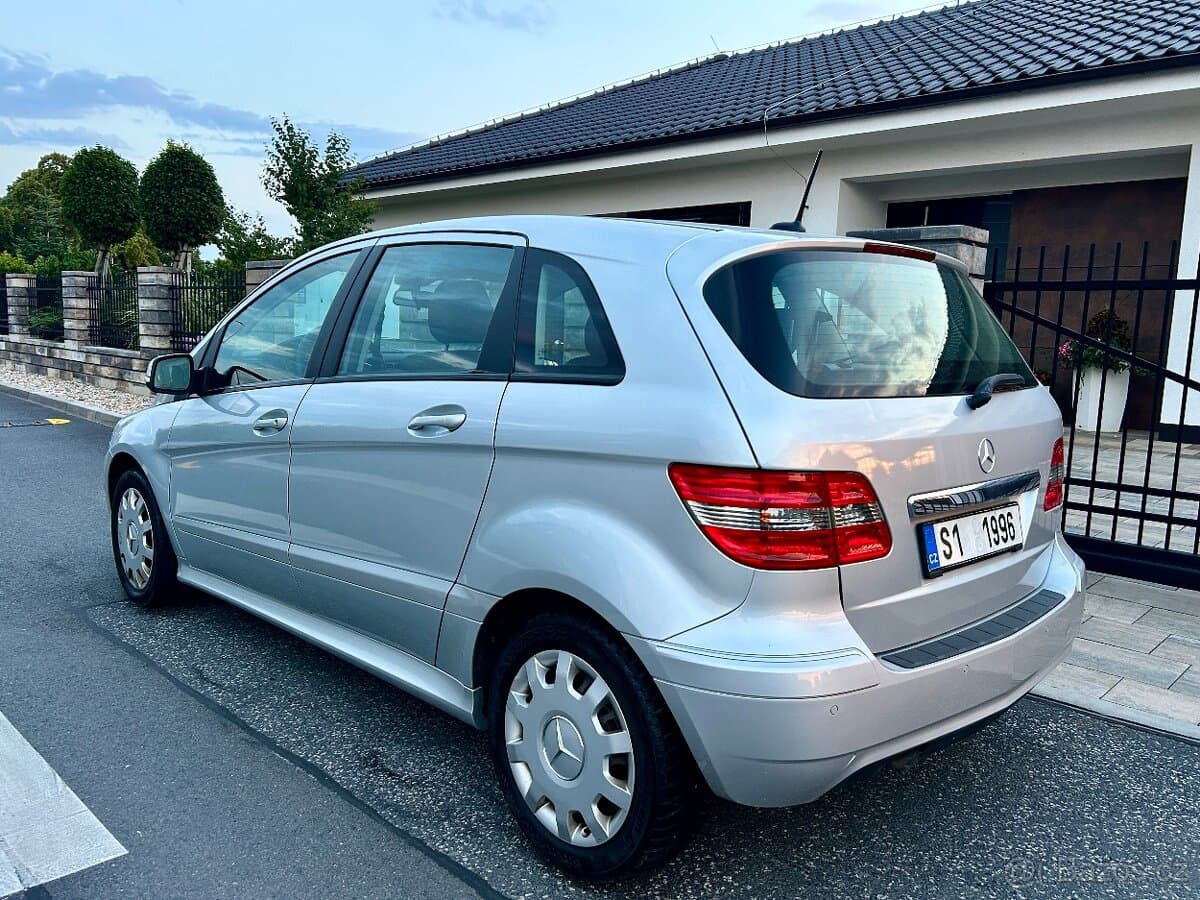 2010 Mercedes-Benz OSTATNÍ - 5