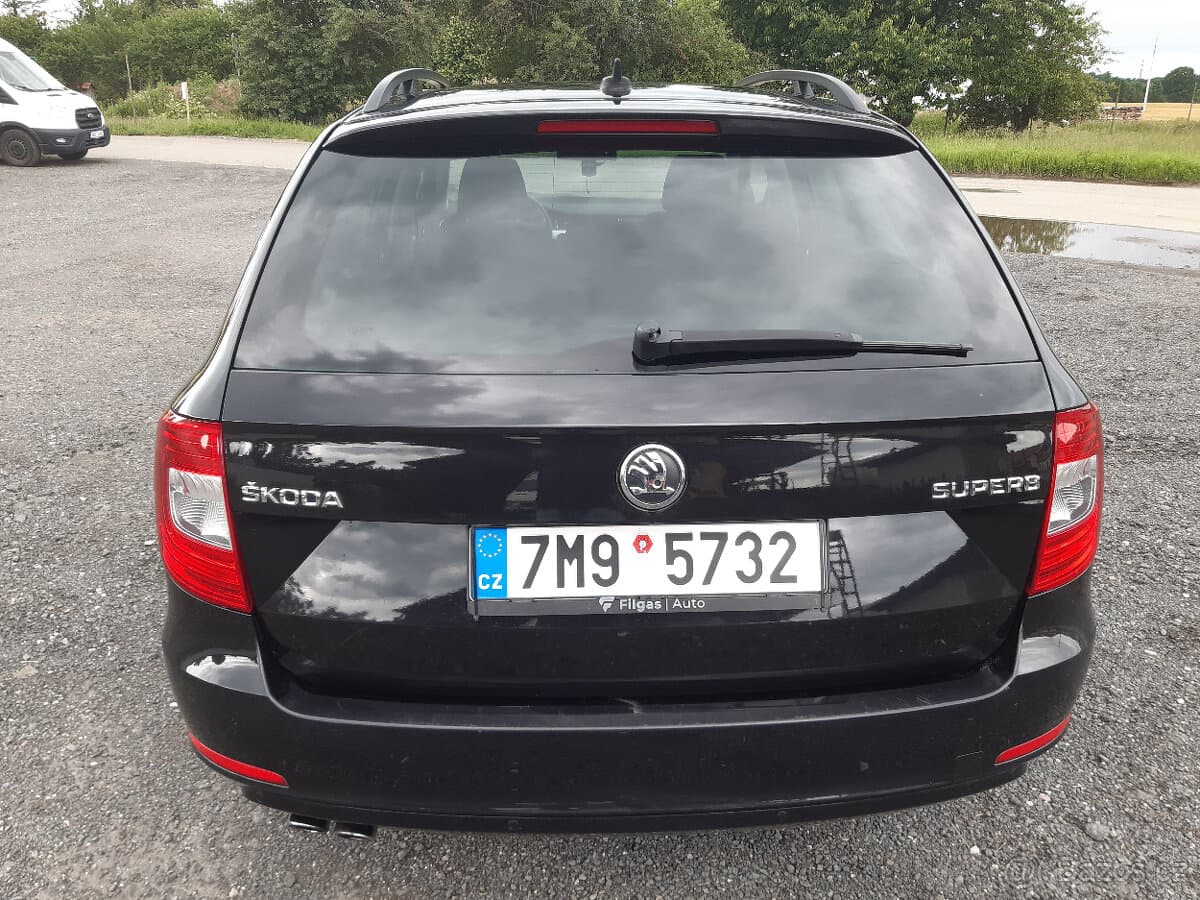 2014 Škoda SUPERB - 5