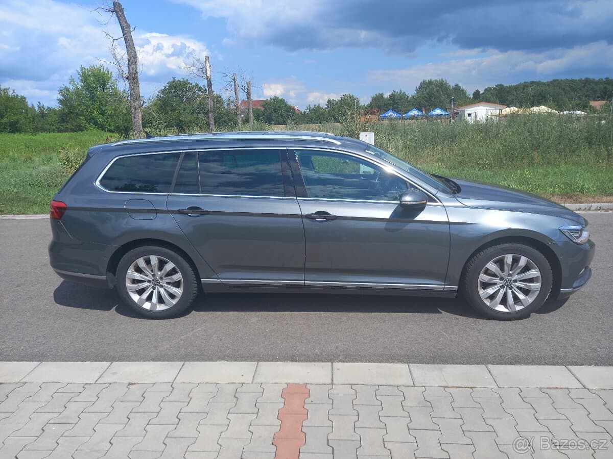 2015 Volkswagen PASSAT - 5