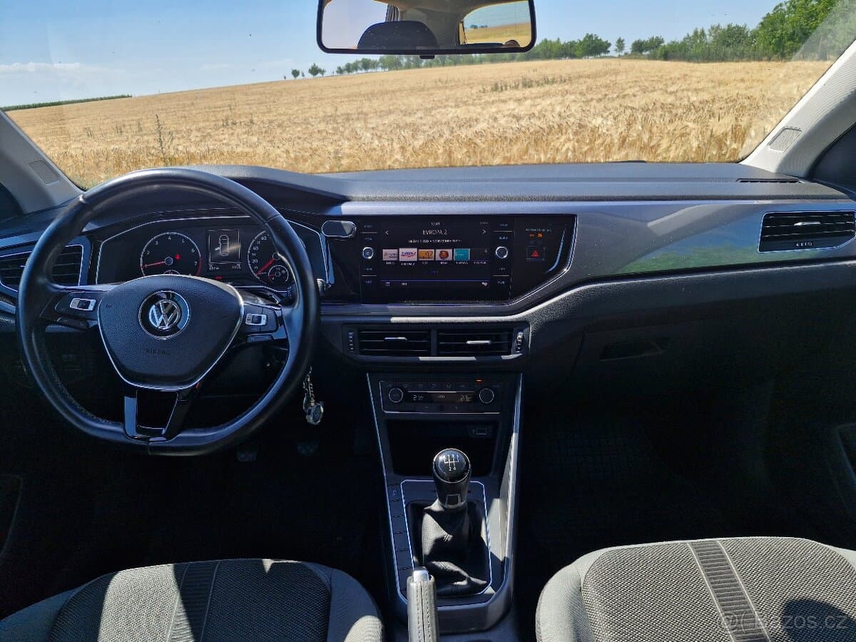 2018 Volkswagen POLO - 5