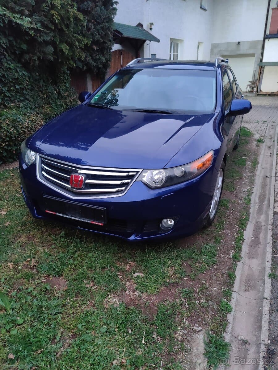2010 Honda ACCORD - 5