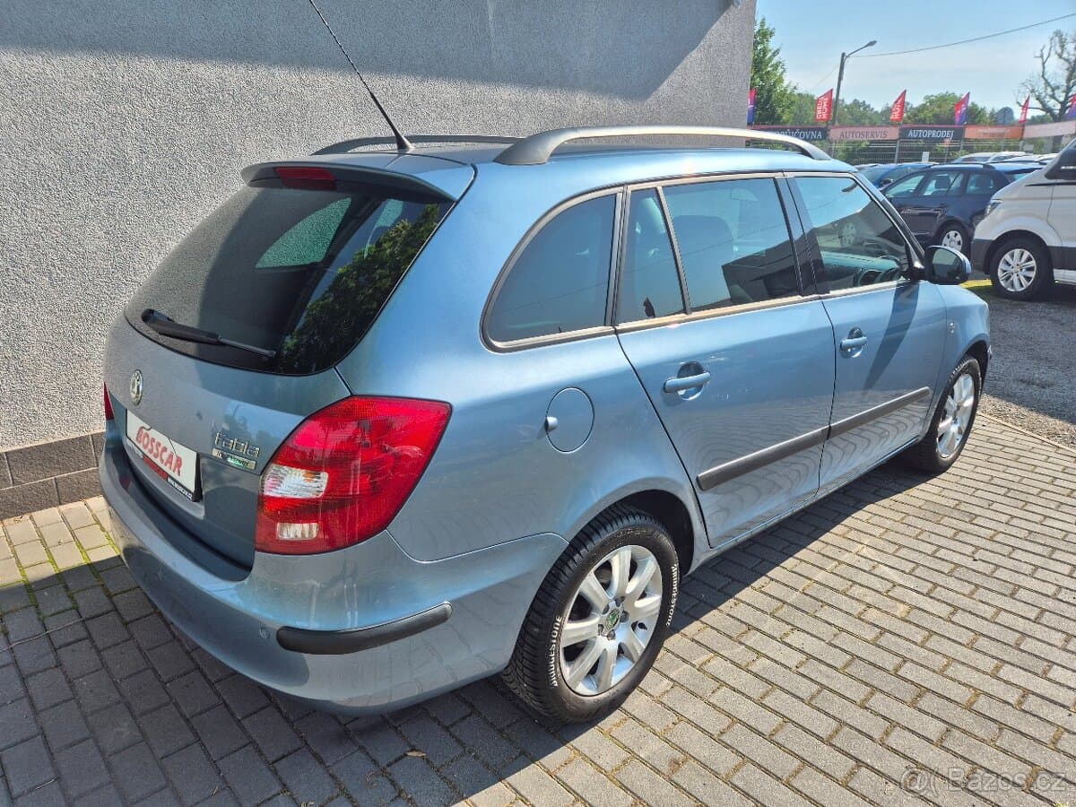 2010 Škoda FABIA - 5