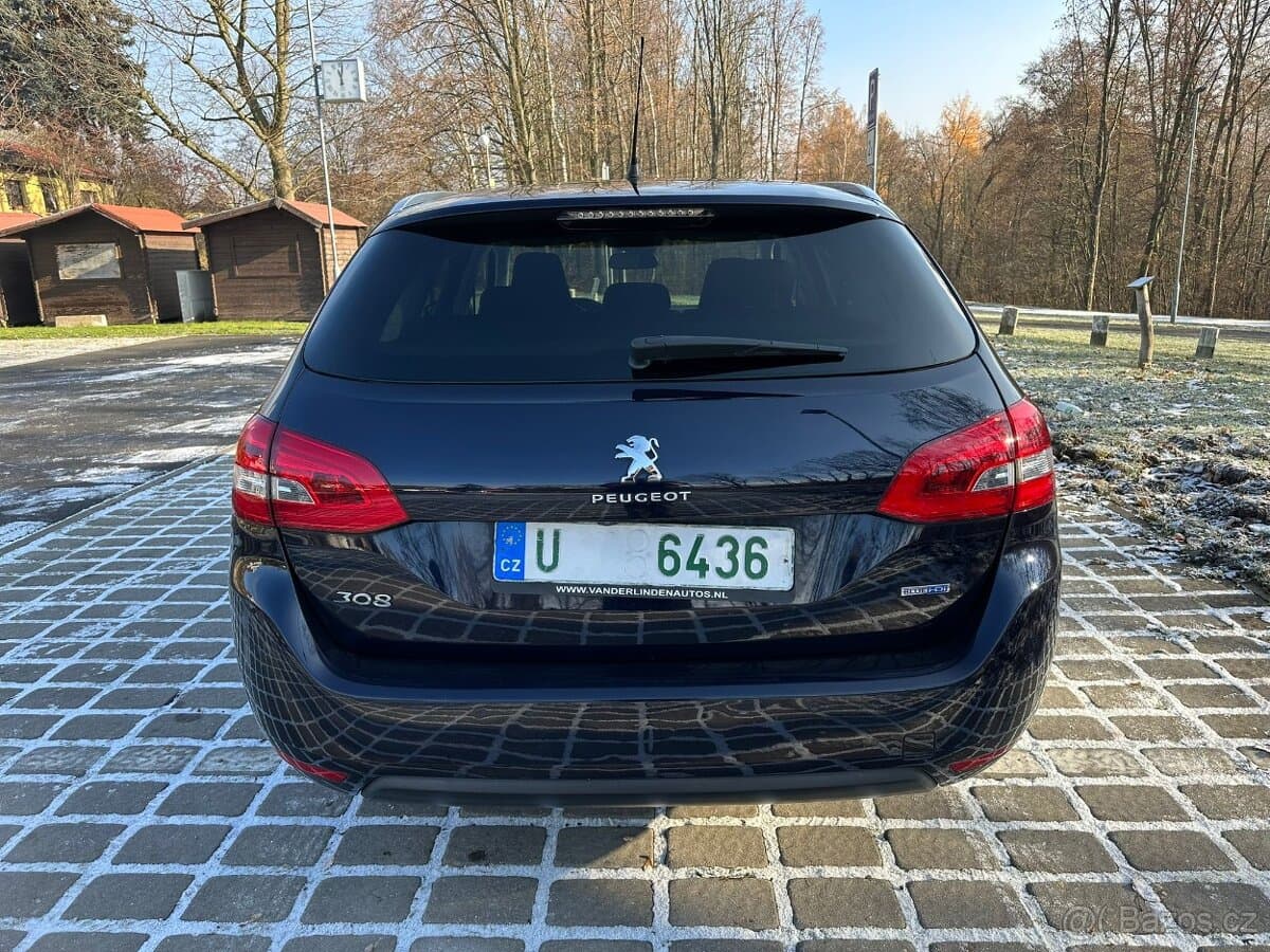 2015 Peugeot 308 - 5