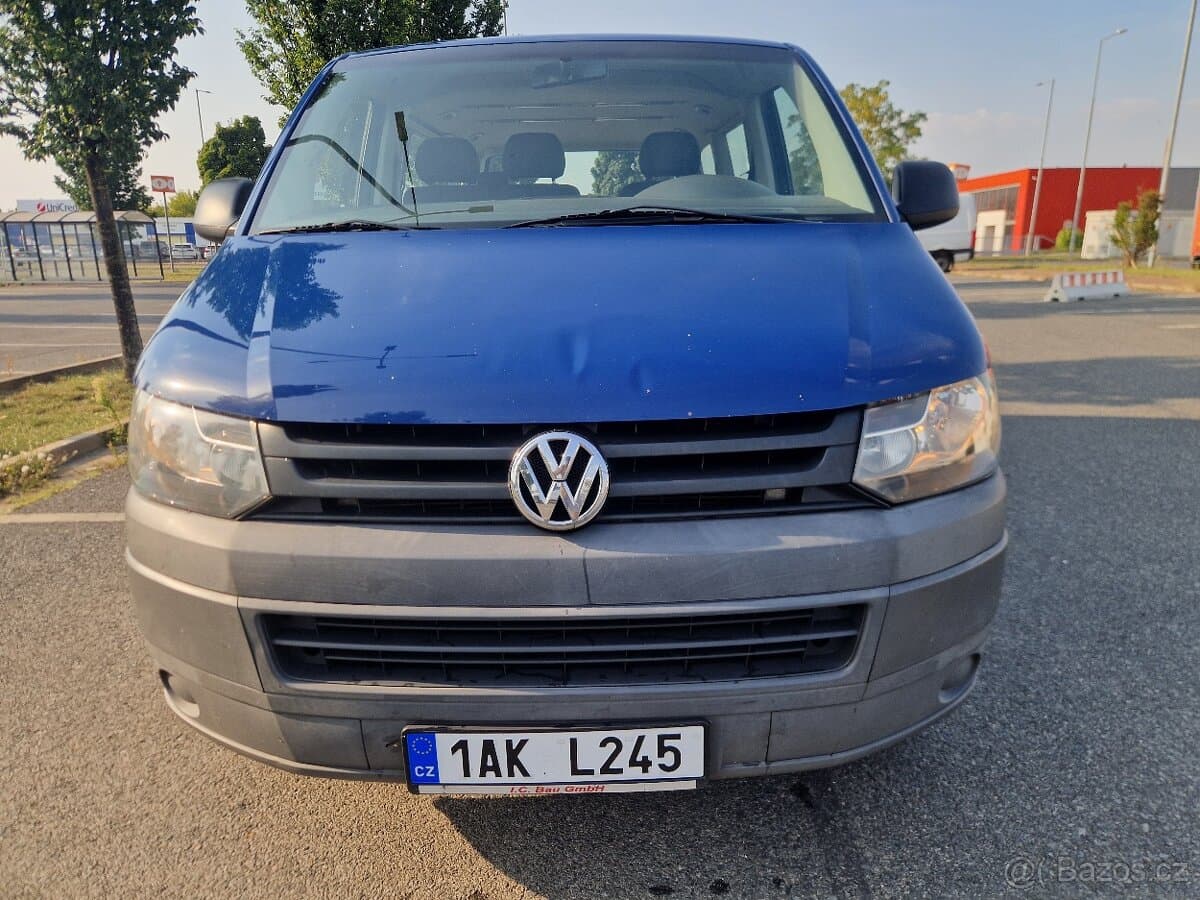 2011 Volkswagen CARAVELLE - 5