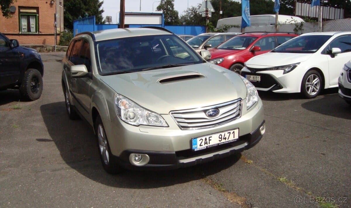 2011 Subaru OUTBACK - 5