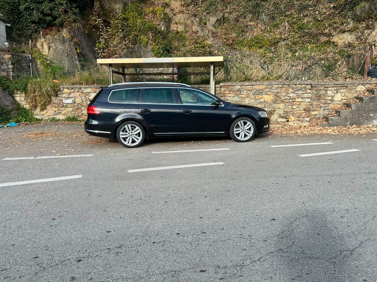 2013 Volkswagen PASSAT - 5
