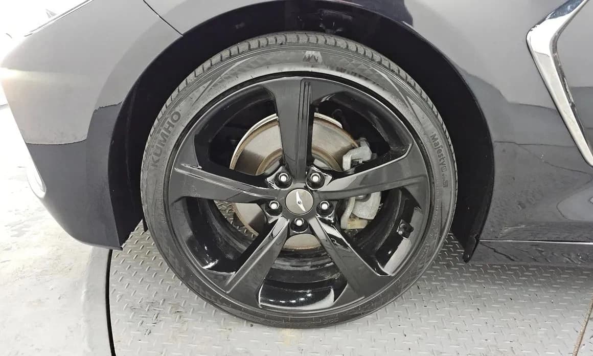 2020 Genesis G70 - 5