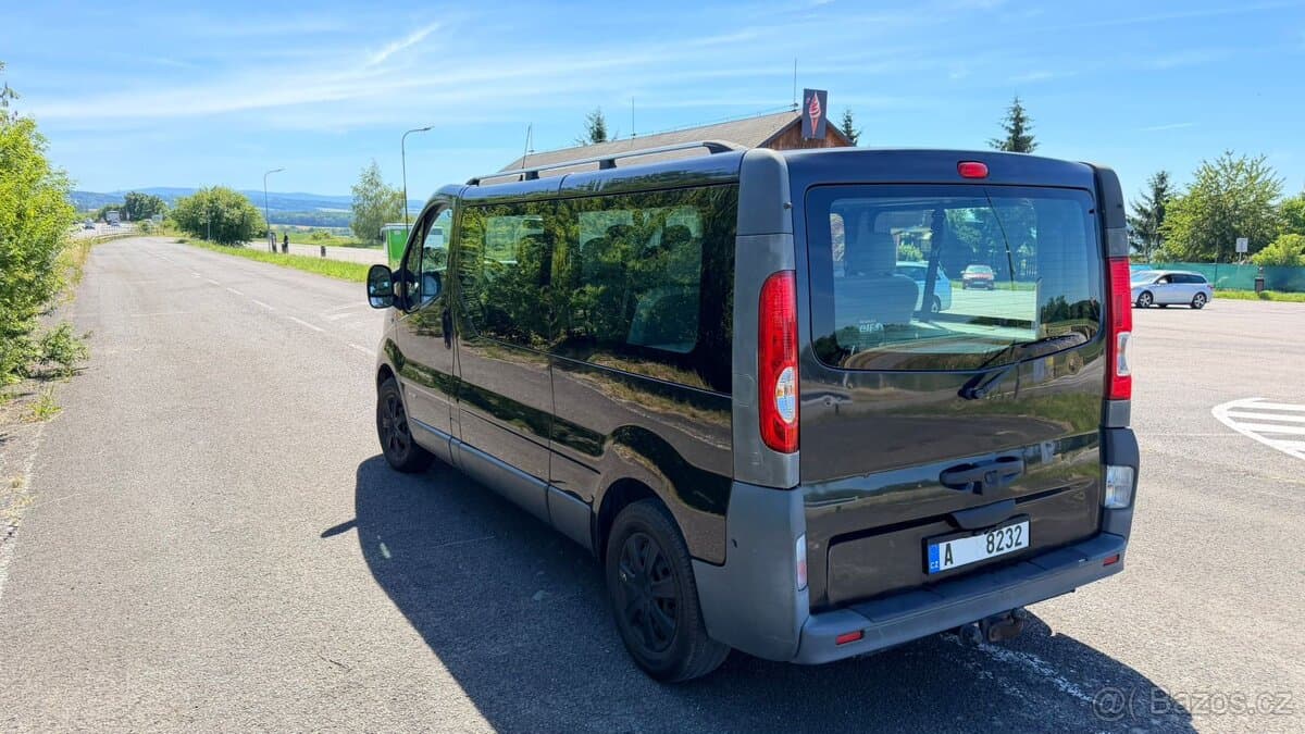 2010 Renault TRAFIC - 5