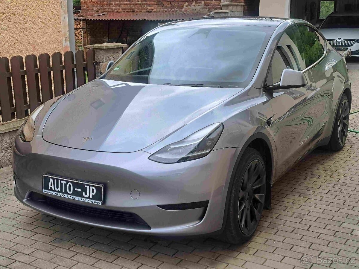 2024 Tesla MODEL Y - 5