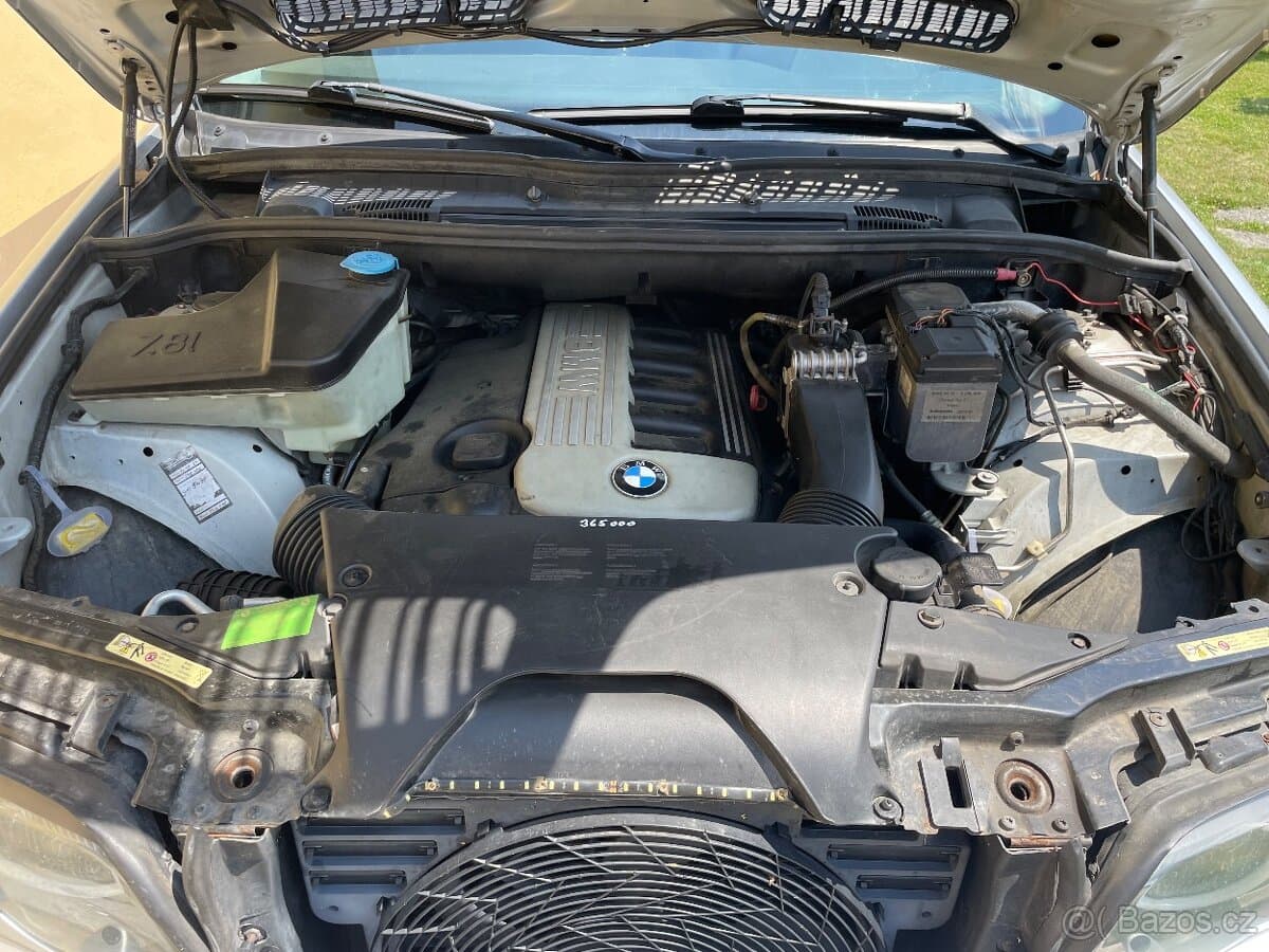 2001 BMW X5 - 5