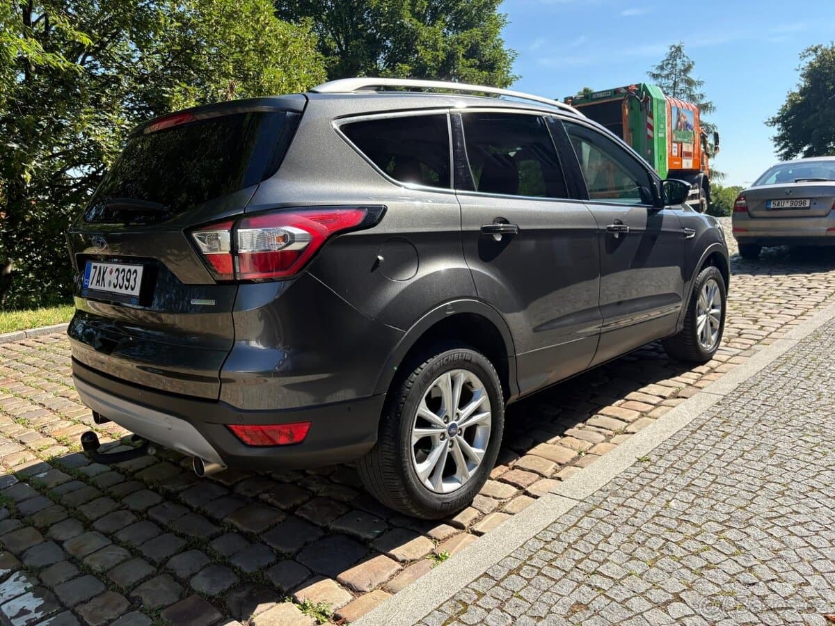 2019 Ford KUGA - 5