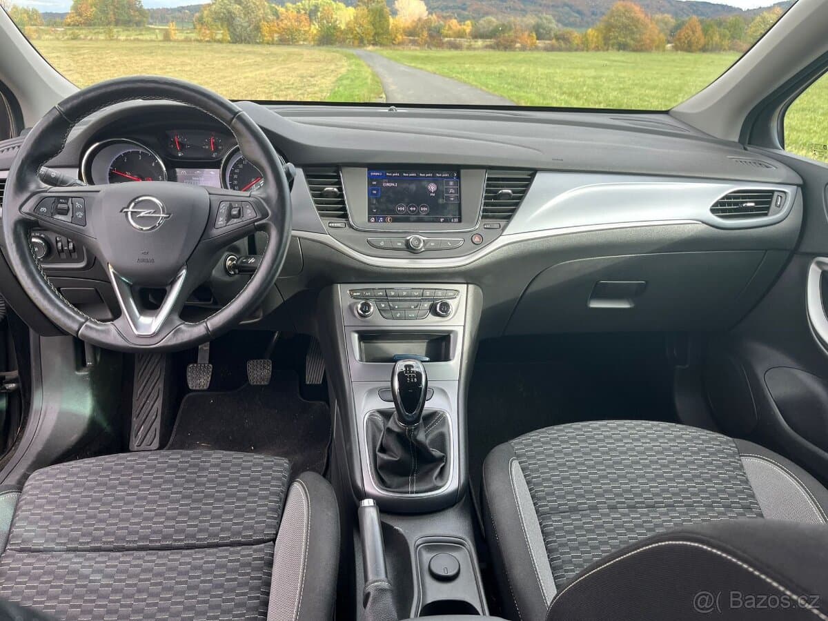 2020 Opel ASTRA - 5