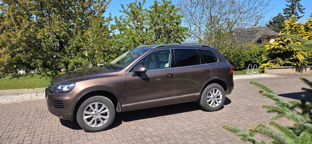 2012 Volkswagen TOUAREG - 5