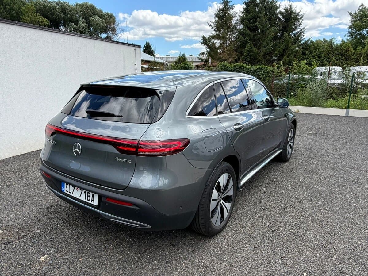 Mercedes-Benz EQC - 5