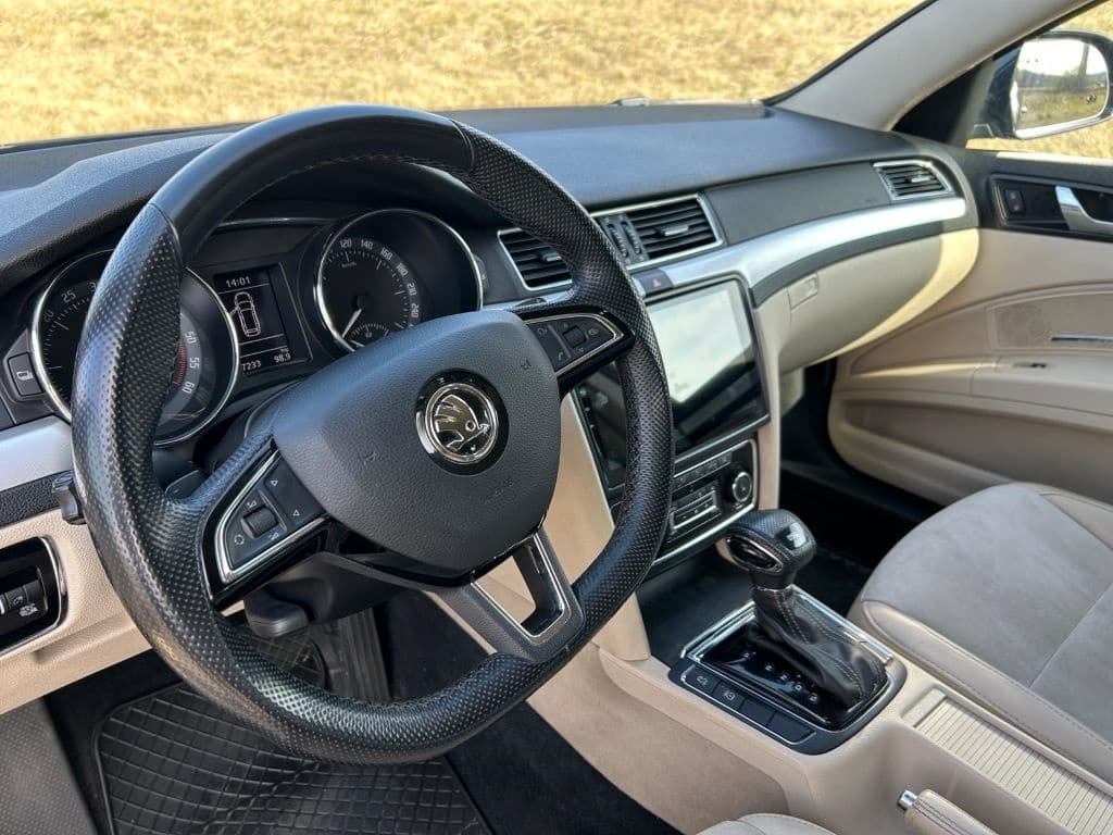 2010 Škoda SUPERB - 5
