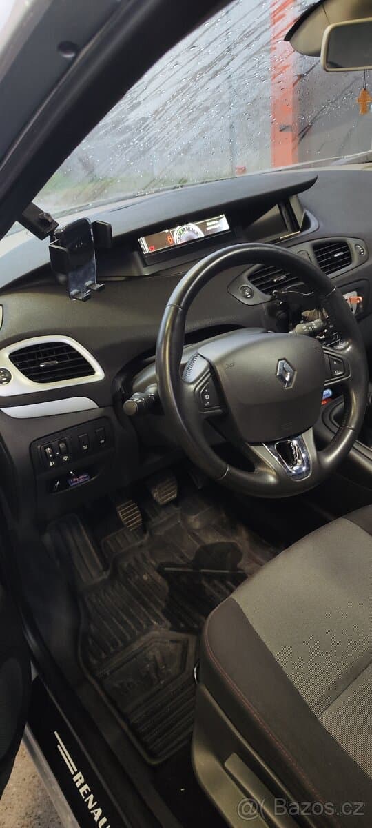 Renault SCENIC - 5