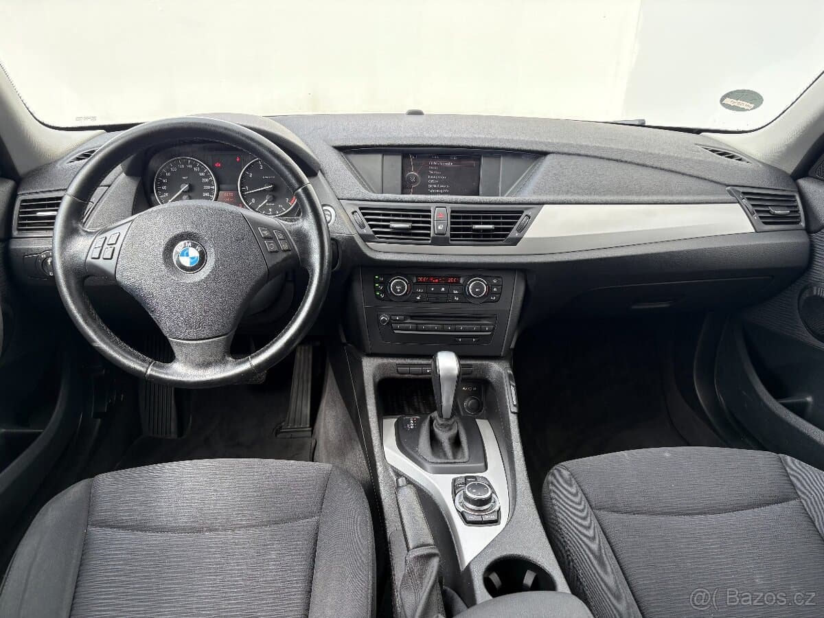 2010 BMW X1 - 5