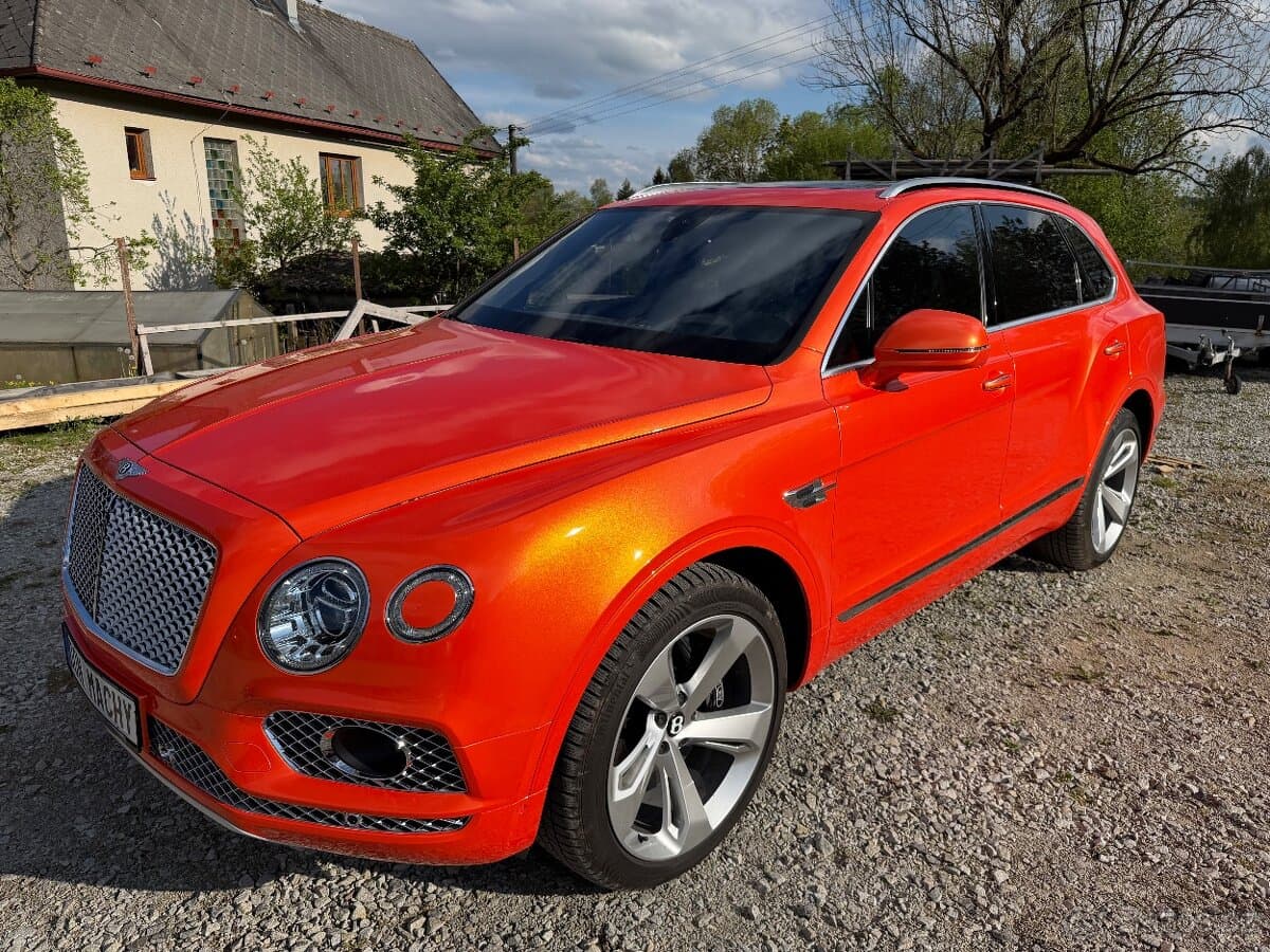 2018 Bentley BENTAYGA - 5