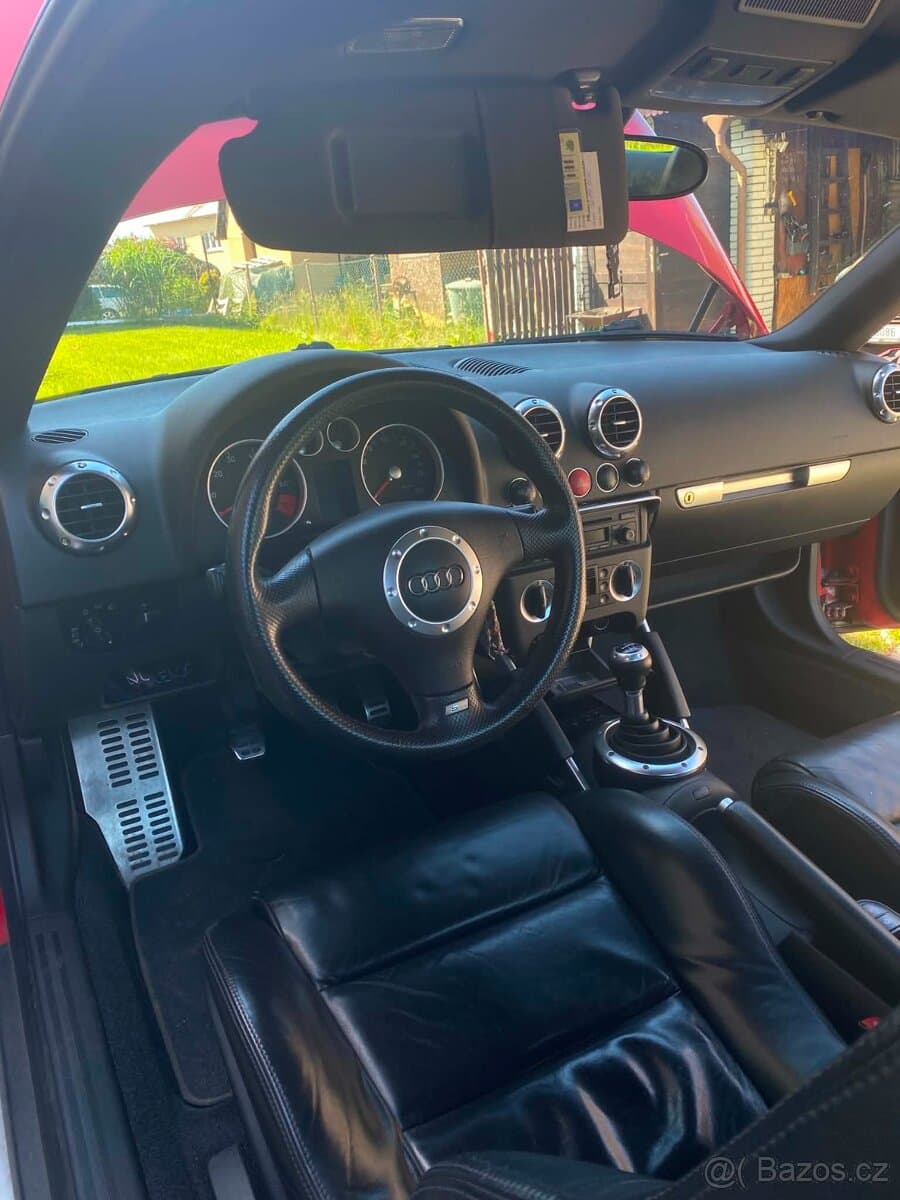 2004 Audi TT - 5