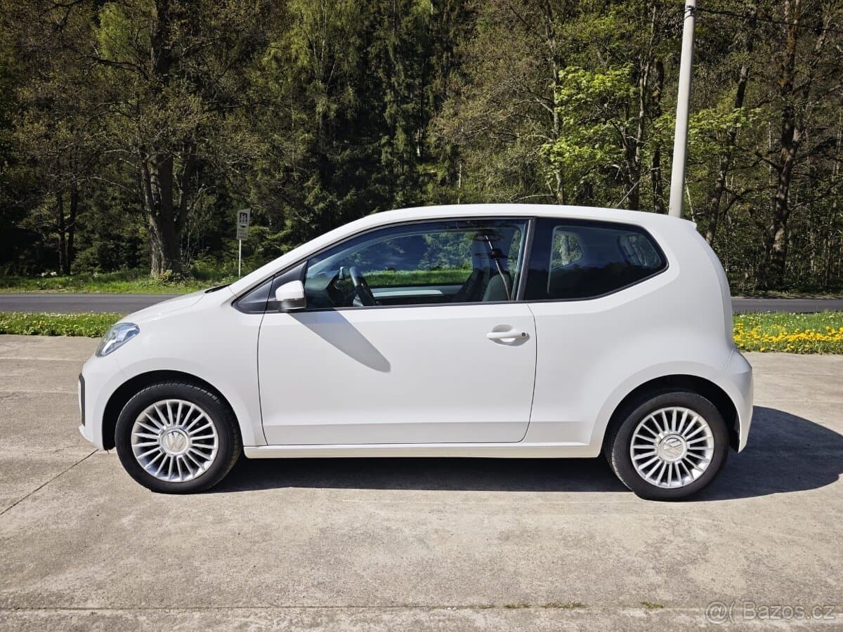 2017 Volkswagen UP! - 5