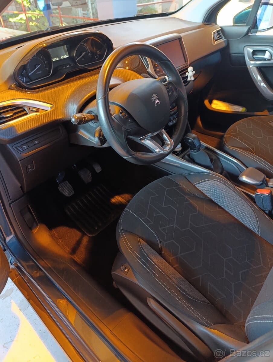 2019 Peugeot 2008 - 5