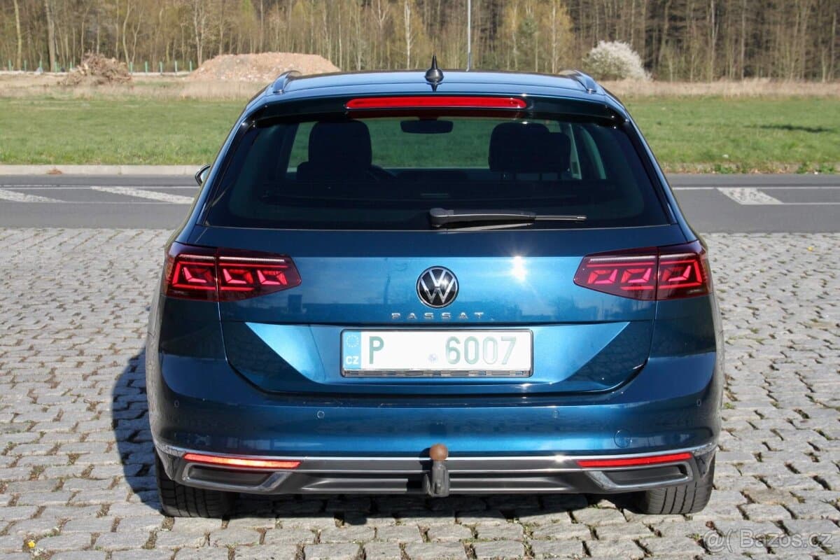 2021 Volkswagen PASSAT - 5