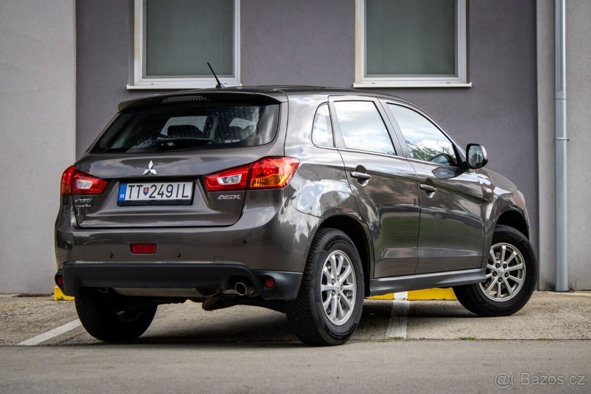 2016 Mitsubishi ASX - 5