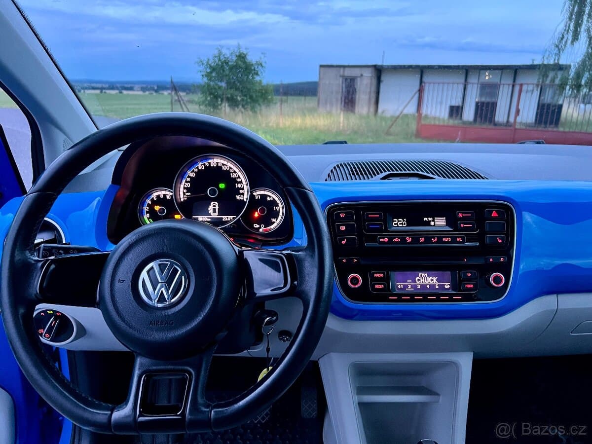 2014 Volkswagen UP! - 5