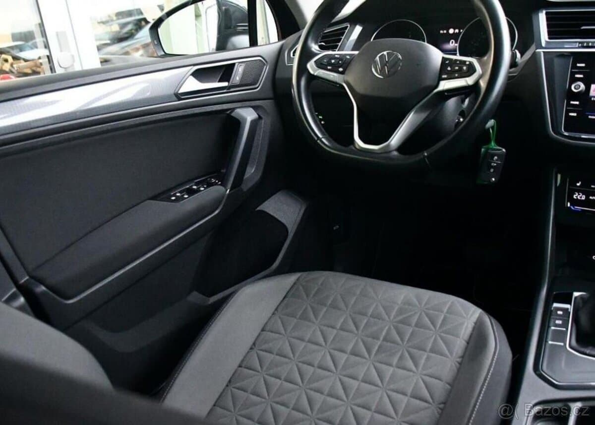 2022 Volkswagen TIGUAN - 5