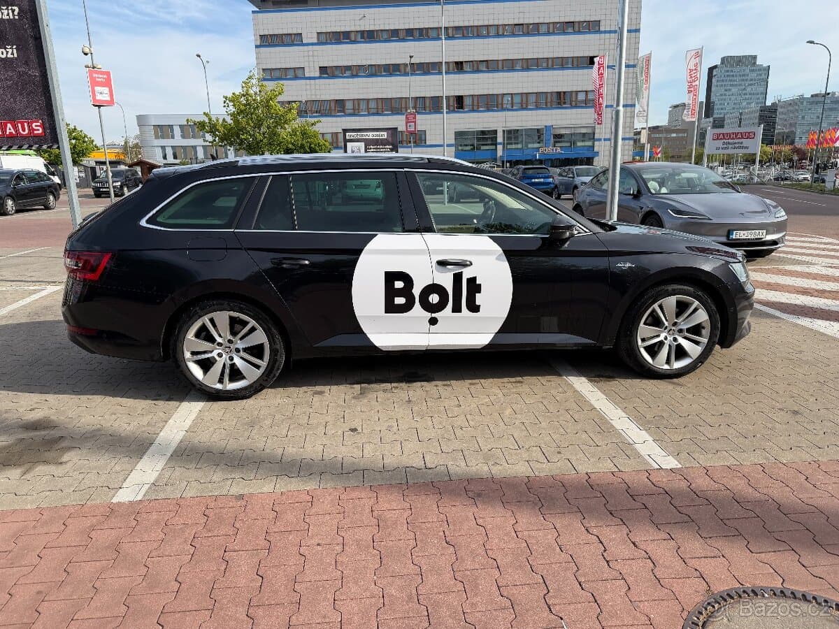 2016 Škoda SUPERB - 5