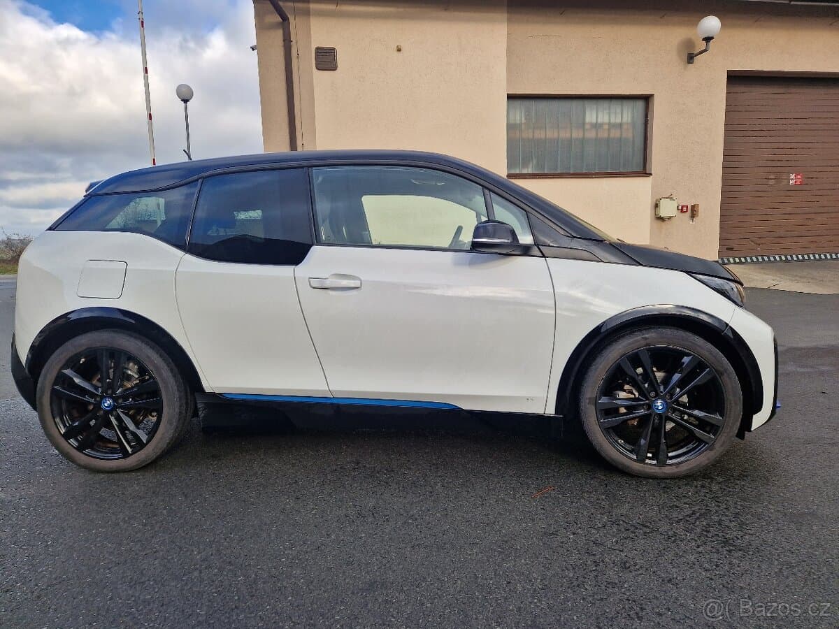 2019 BMW i3 - 5