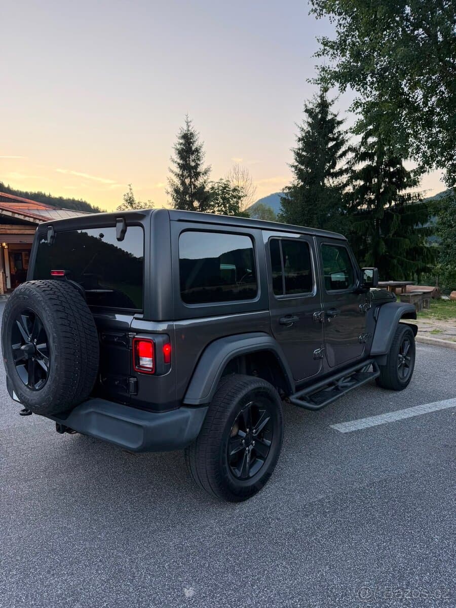 2021 Jeep WRANGLER - 5