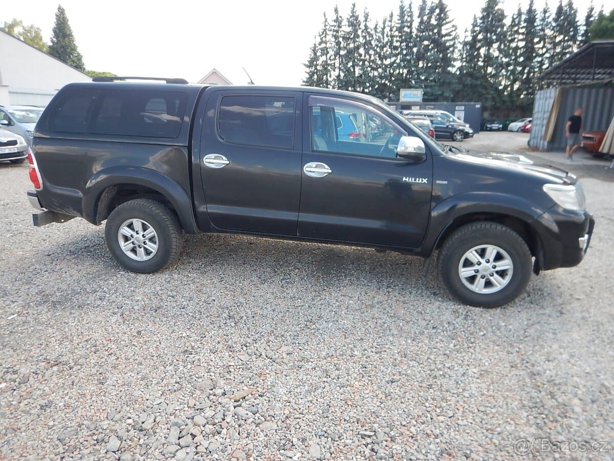2012 Toyota HILUX - 5