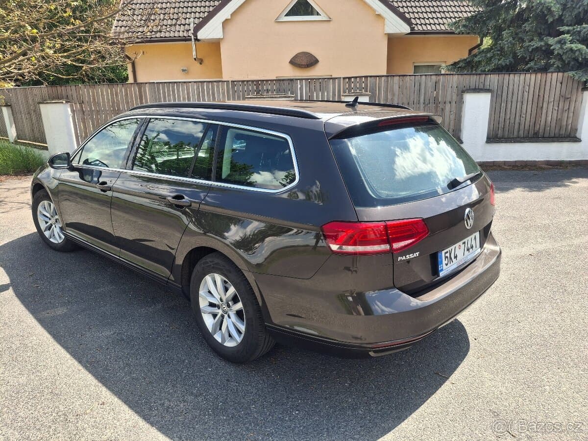 2016 Volkswagen PASSAT - 5