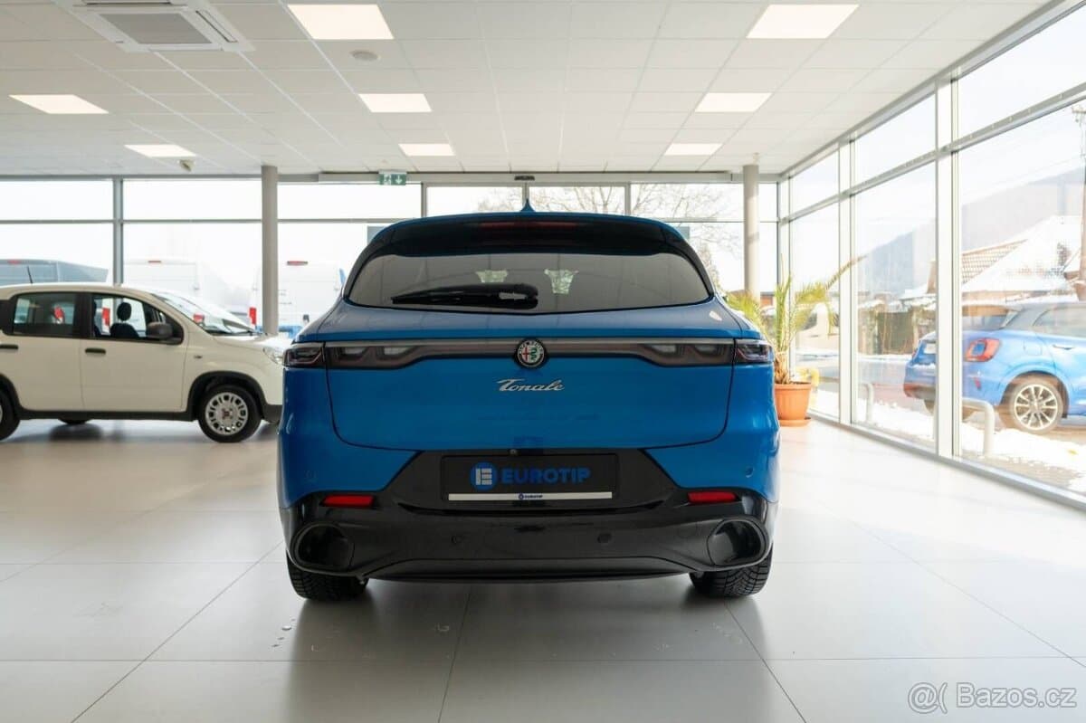 2022 Alfa Romeo TONALE - 5