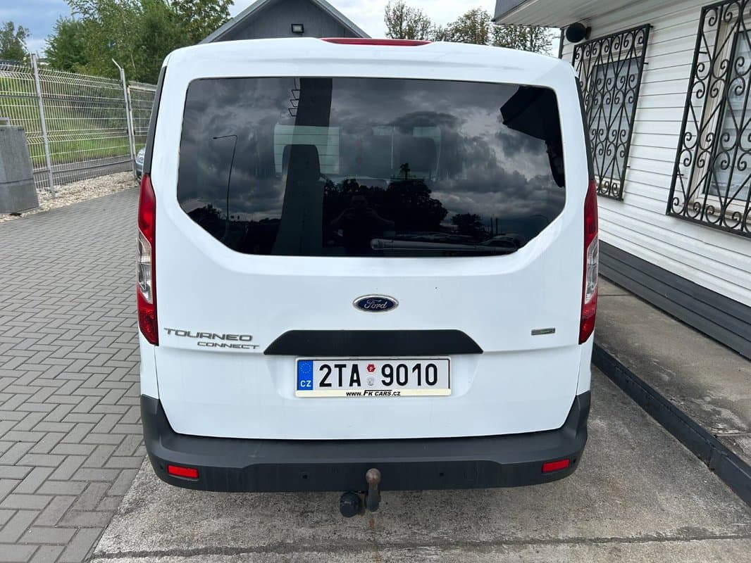 2015 Ford TOURNEO - 5