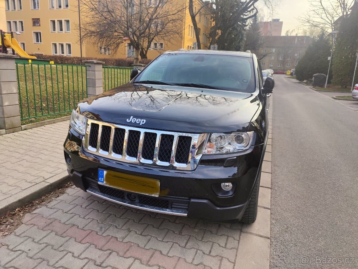 2013 Jeep CHEROKEE - 5