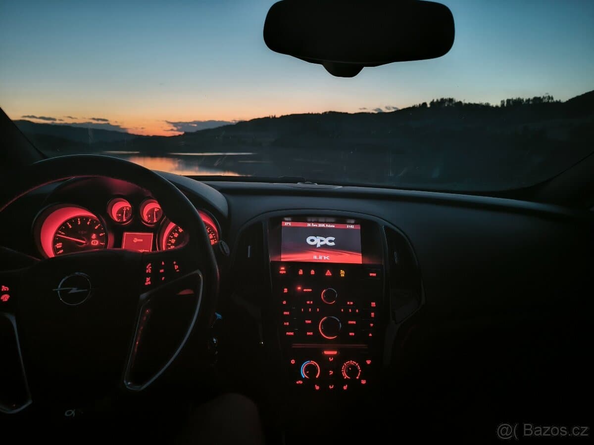 Opel ASTRA - 5