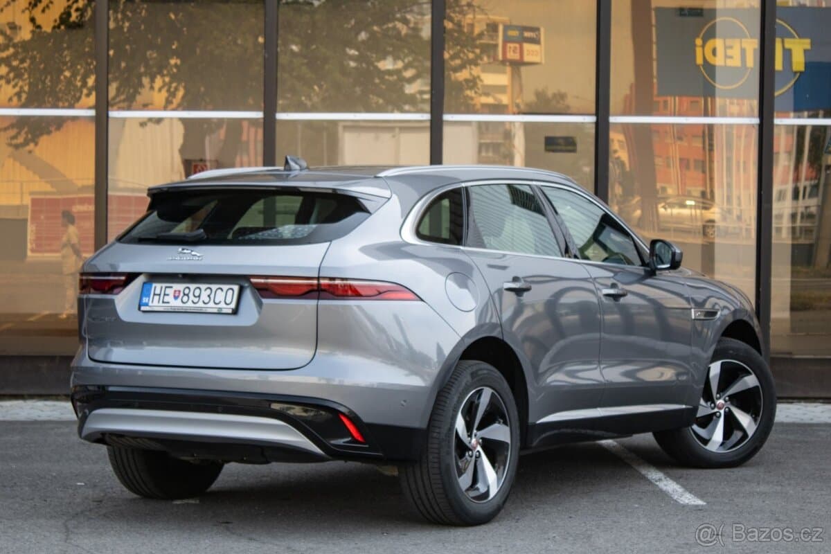 2021 Jaguar F-PACE - 5