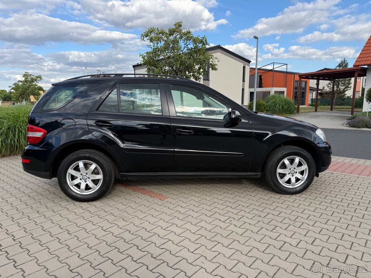 2010 Mercedes-Benz M-CLASS - 5