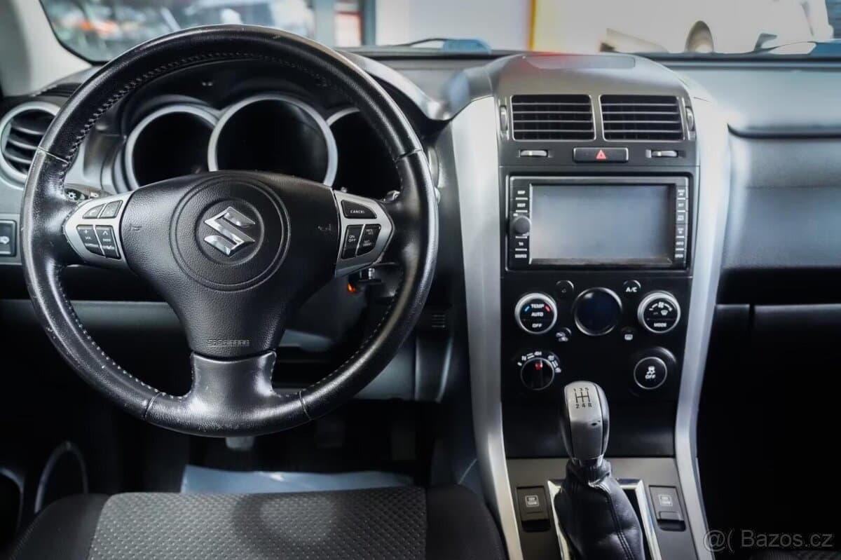 2012 Suzuki GRAND - 5