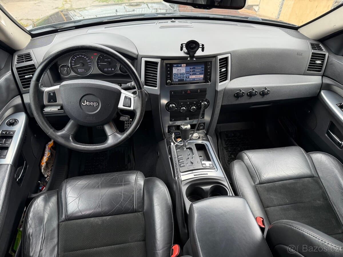 2010 Jeep CHEROKEE - 5